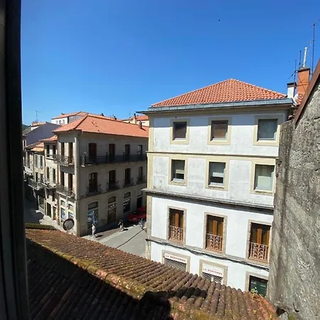 Plaza Celso Garcia De La Riega 6, 3 شقة