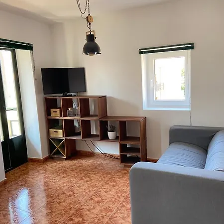 Plaza Celso Garcia De La Riega 6, 3 Apartament *
